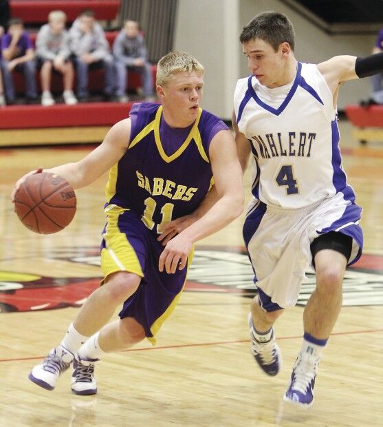 DeWitt-Wahlert boys hoops